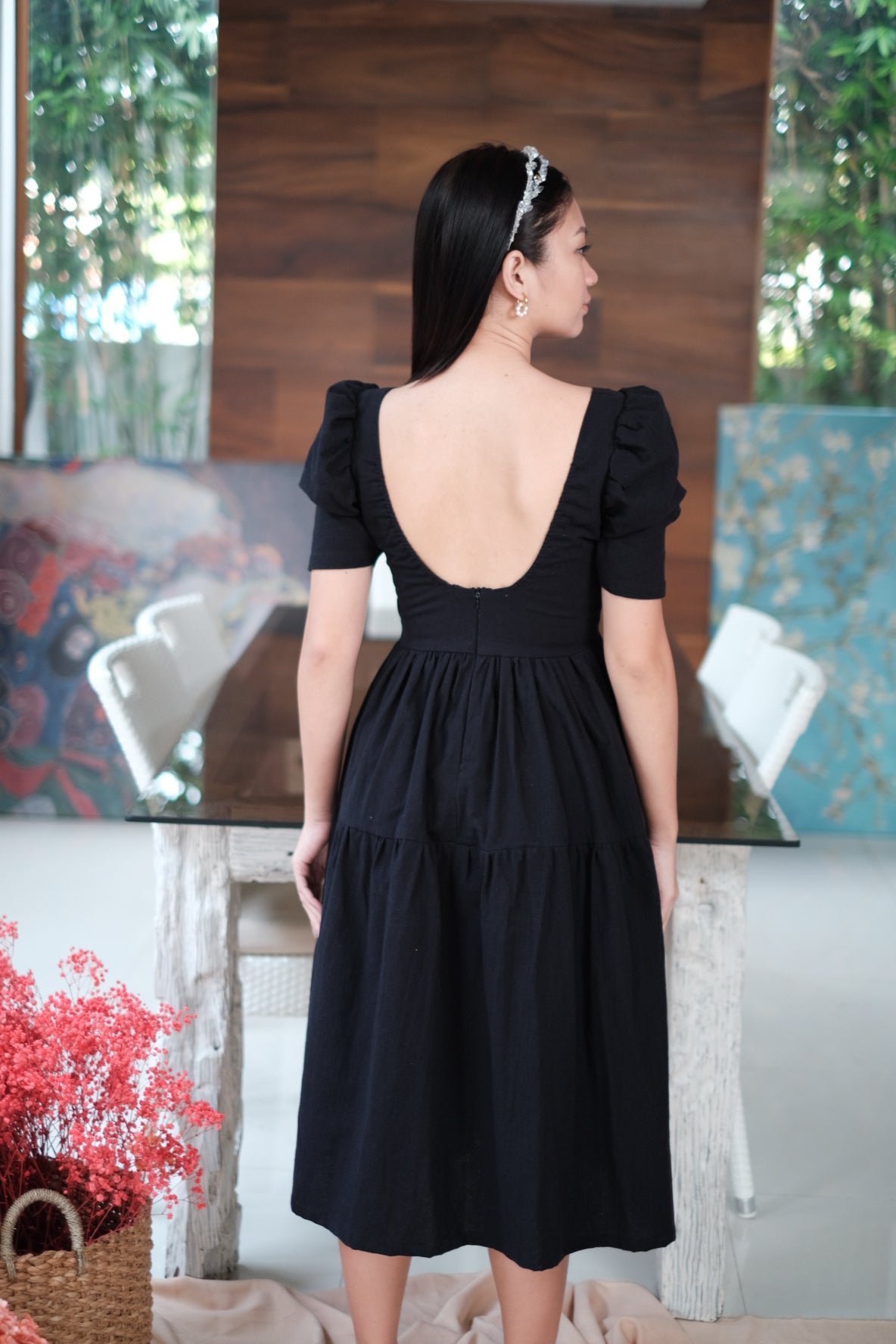 Suzanne Midi Dress in Black